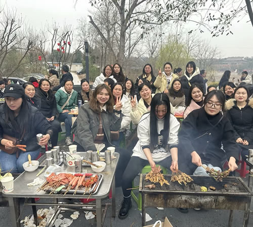 綿陽市先鋒醫(yī)療器械有限公司—— 慶?！?.8婦女節(jié)”，共赴燒烤盛宴，致敬巾幗風(fēng)采